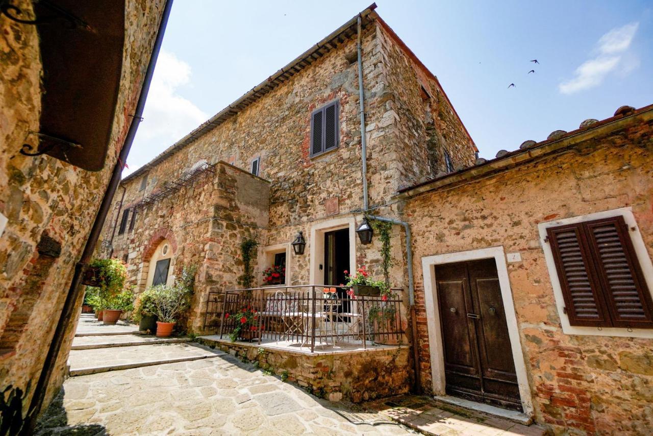 Inn Piazza In Montemerano, The Heart Of Tuscany Eksteriør bilde